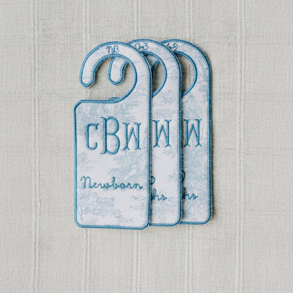 Closet hangers set - blue toile